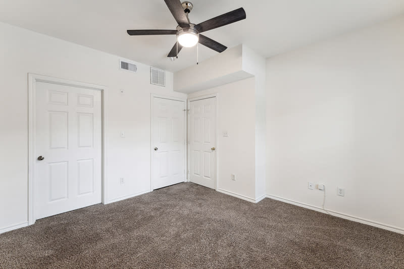 Photos and Video of Heather Creek in Mesquite, TX